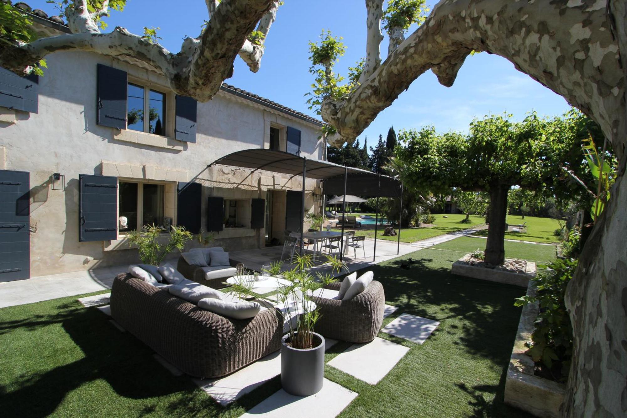 Bed and Breakfast Mas Paloma Rognonas Exterior foto