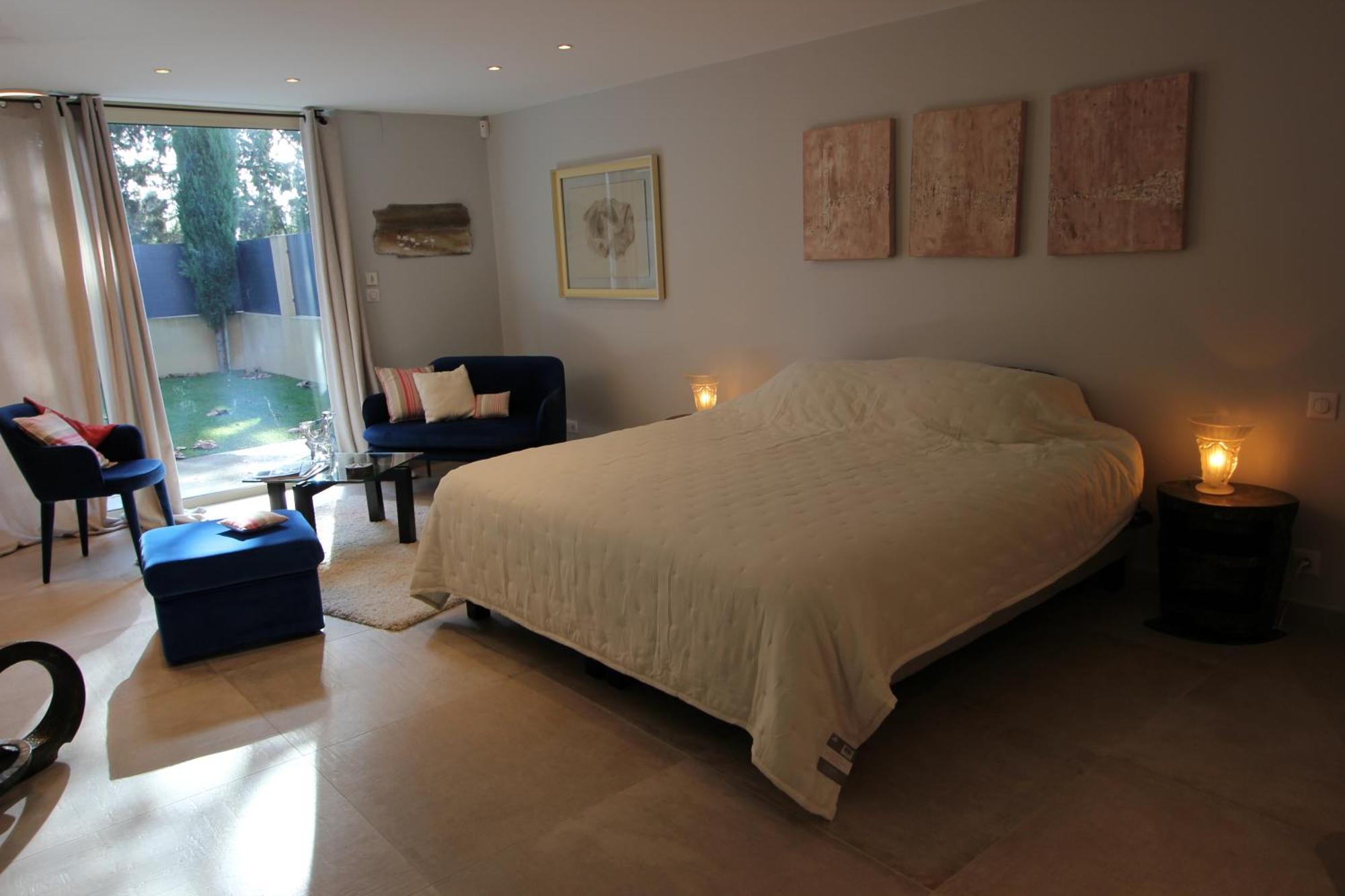 Bed and Breakfast Mas Paloma Rognonas Exterior foto