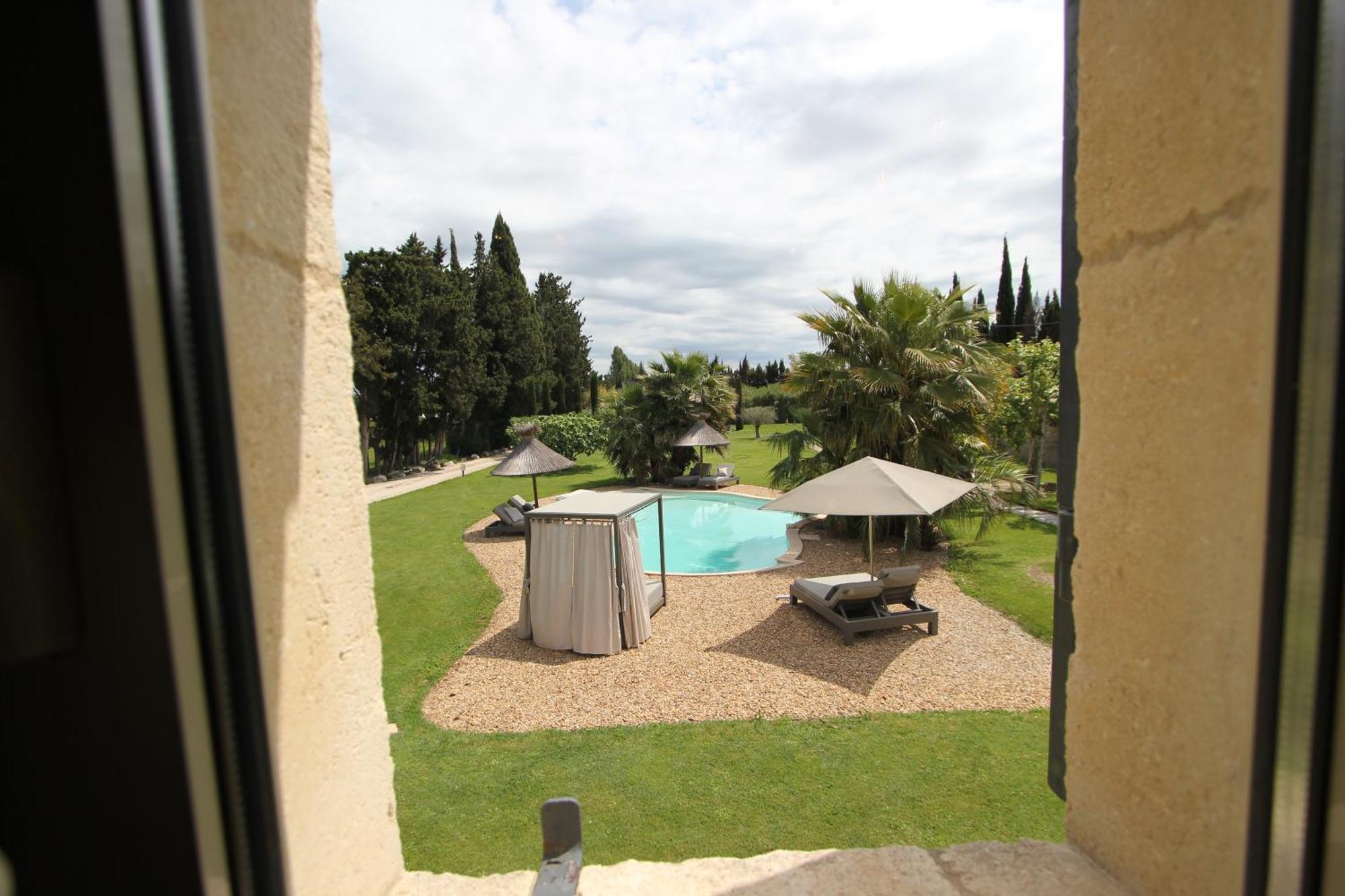 Bed and Breakfast Mas Paloma Rognonas Exterior foto