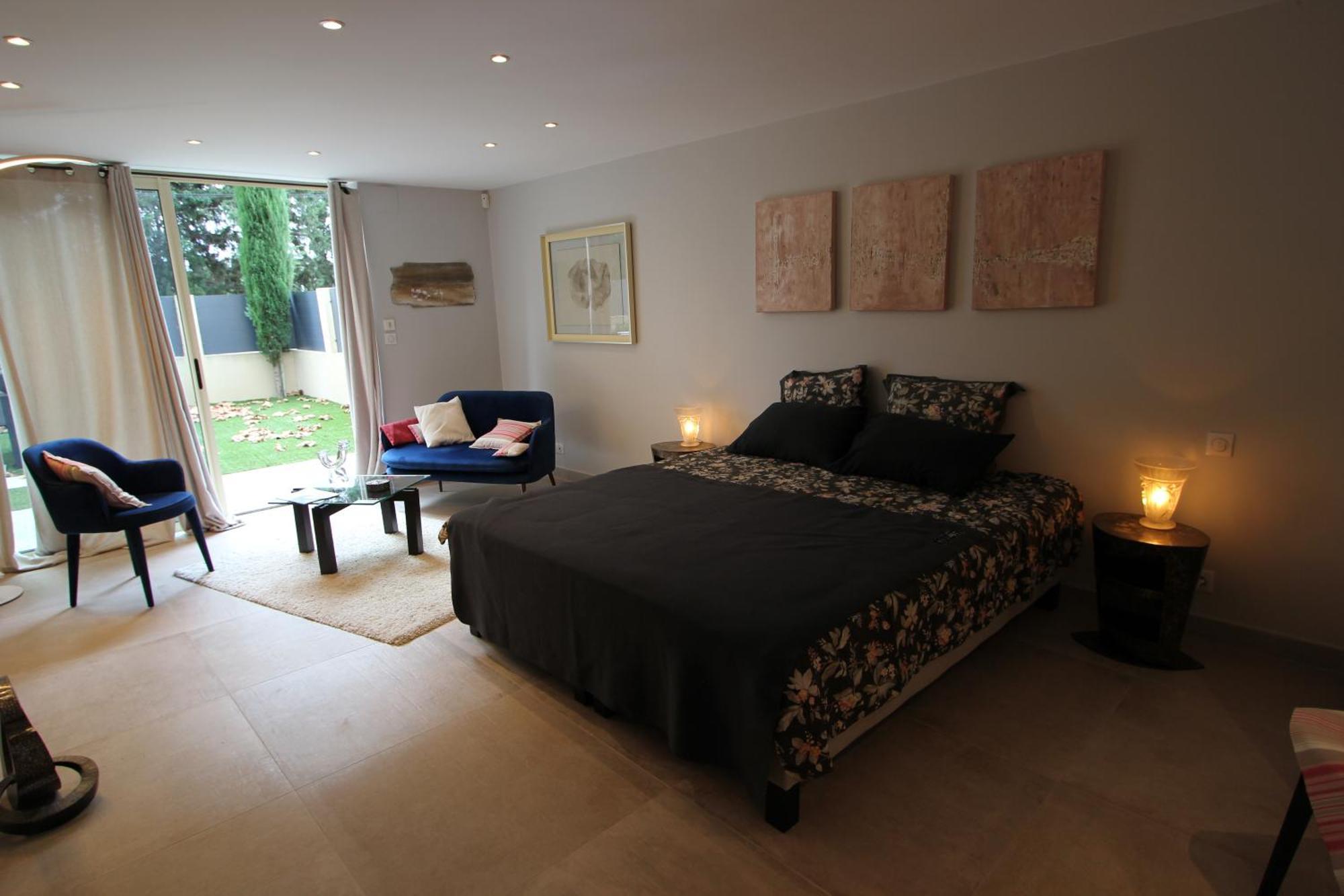 Bed and Breakfast Mas Paloma Rognonas Exterior foto