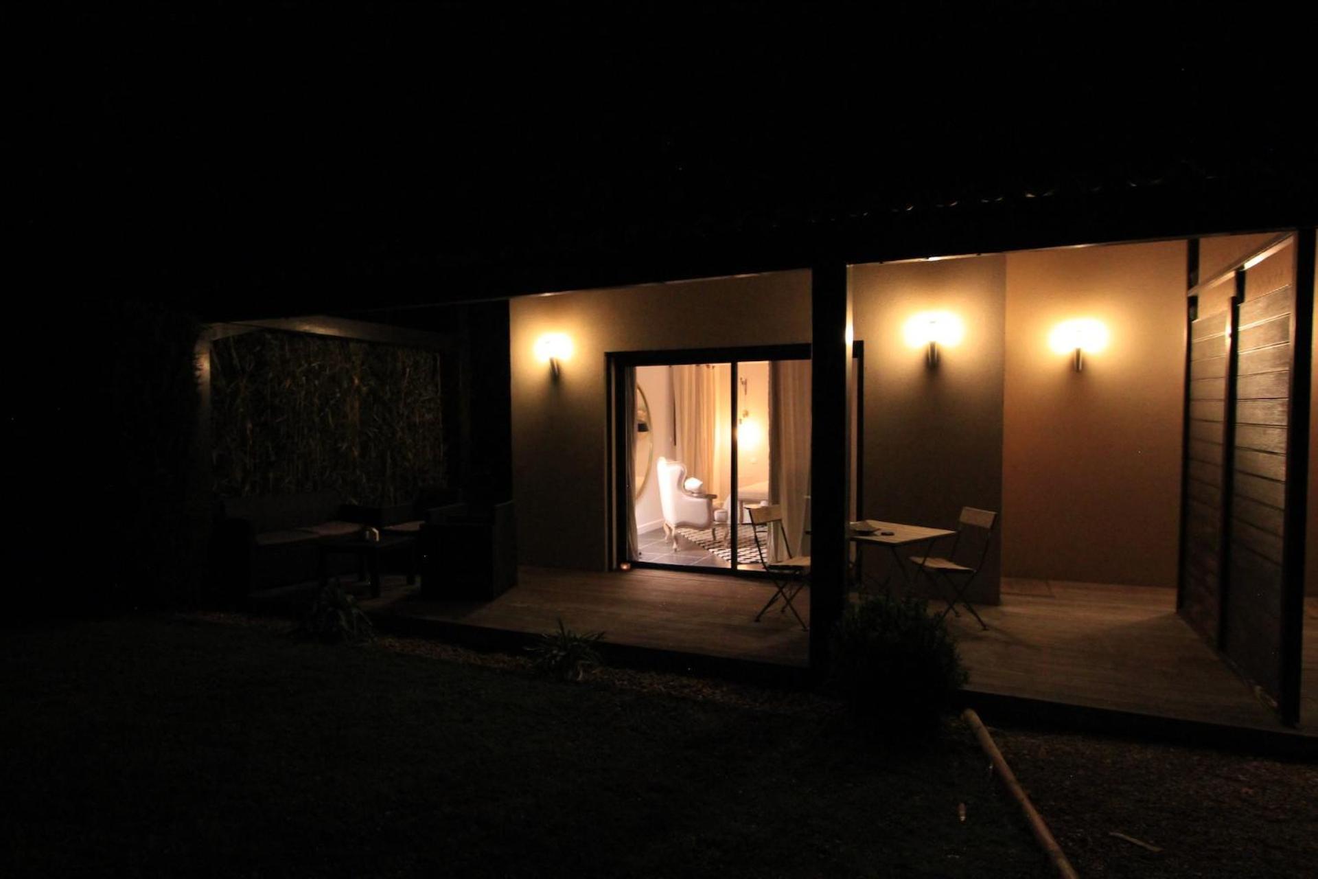 Bed and Breakfast Mas Paloma Rognonas Exterior foto