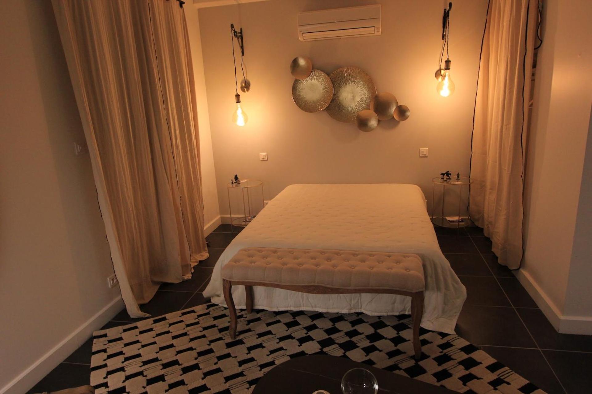 Bed and Breakfast Mas Paloma Rognonas Exterior foto