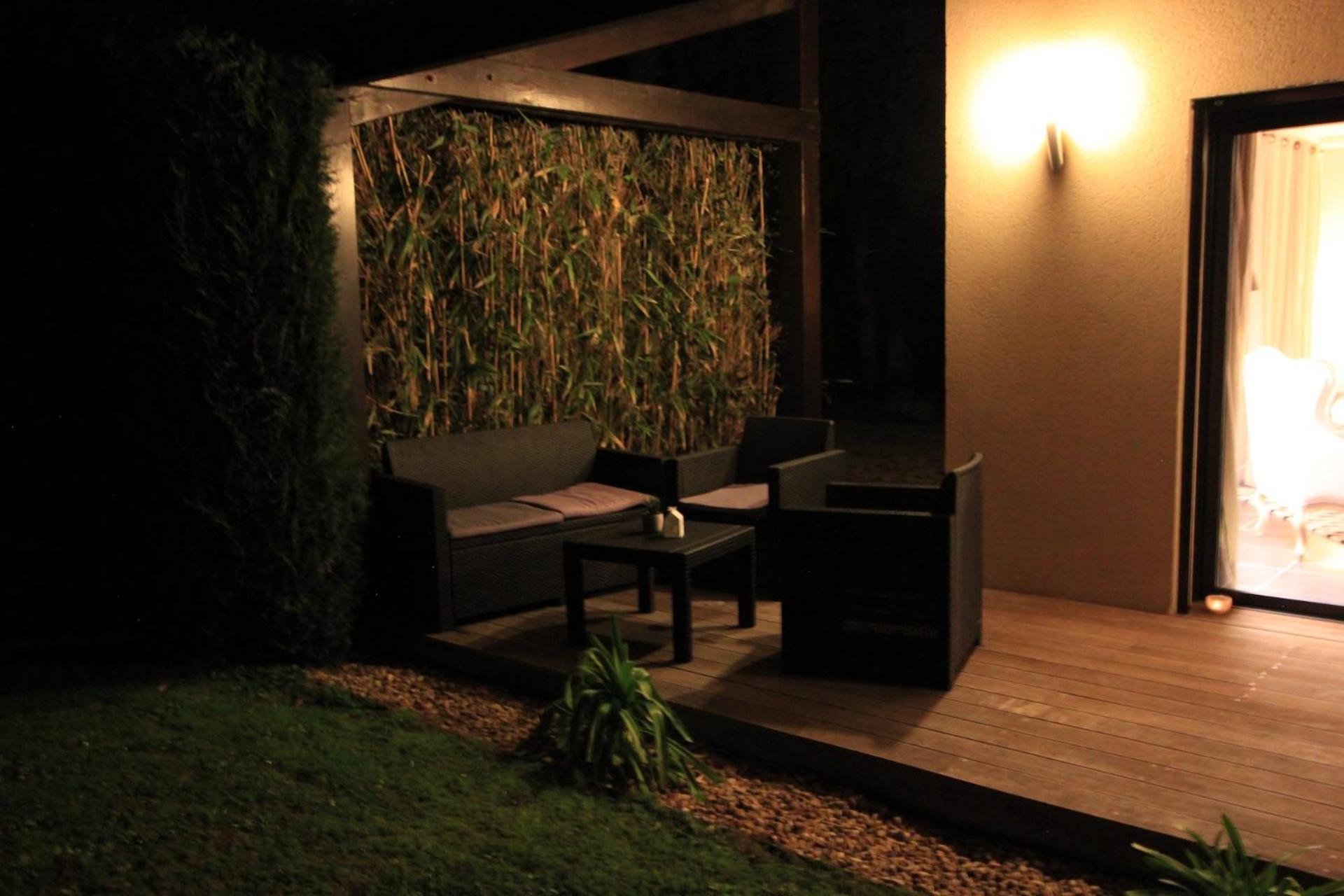 Bed and Breakfast Mas Paloma Rognonas Exterior foto