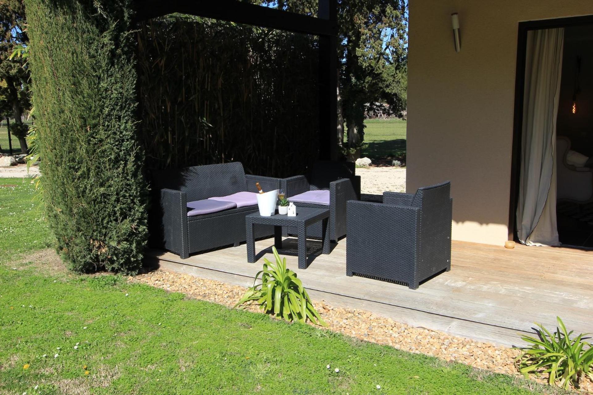 Bed and Breakfast Mas Paloma Rognonas Exterior foto