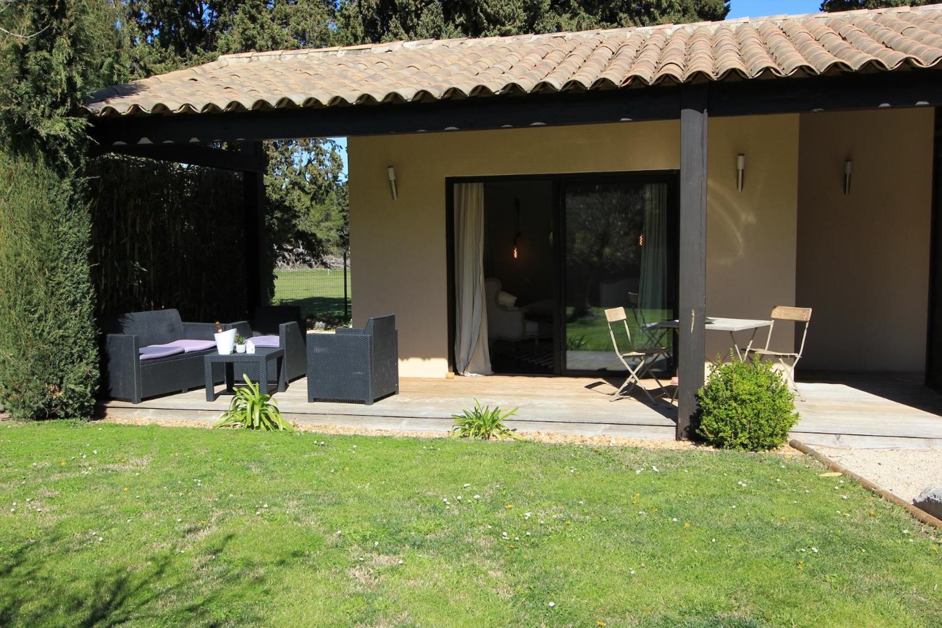 Bed and Breakfast Mas Paloma Rognonas Exterior foto